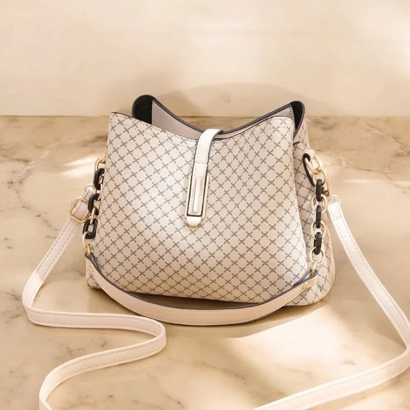 Bolso Bandolera Bucket con Cadena