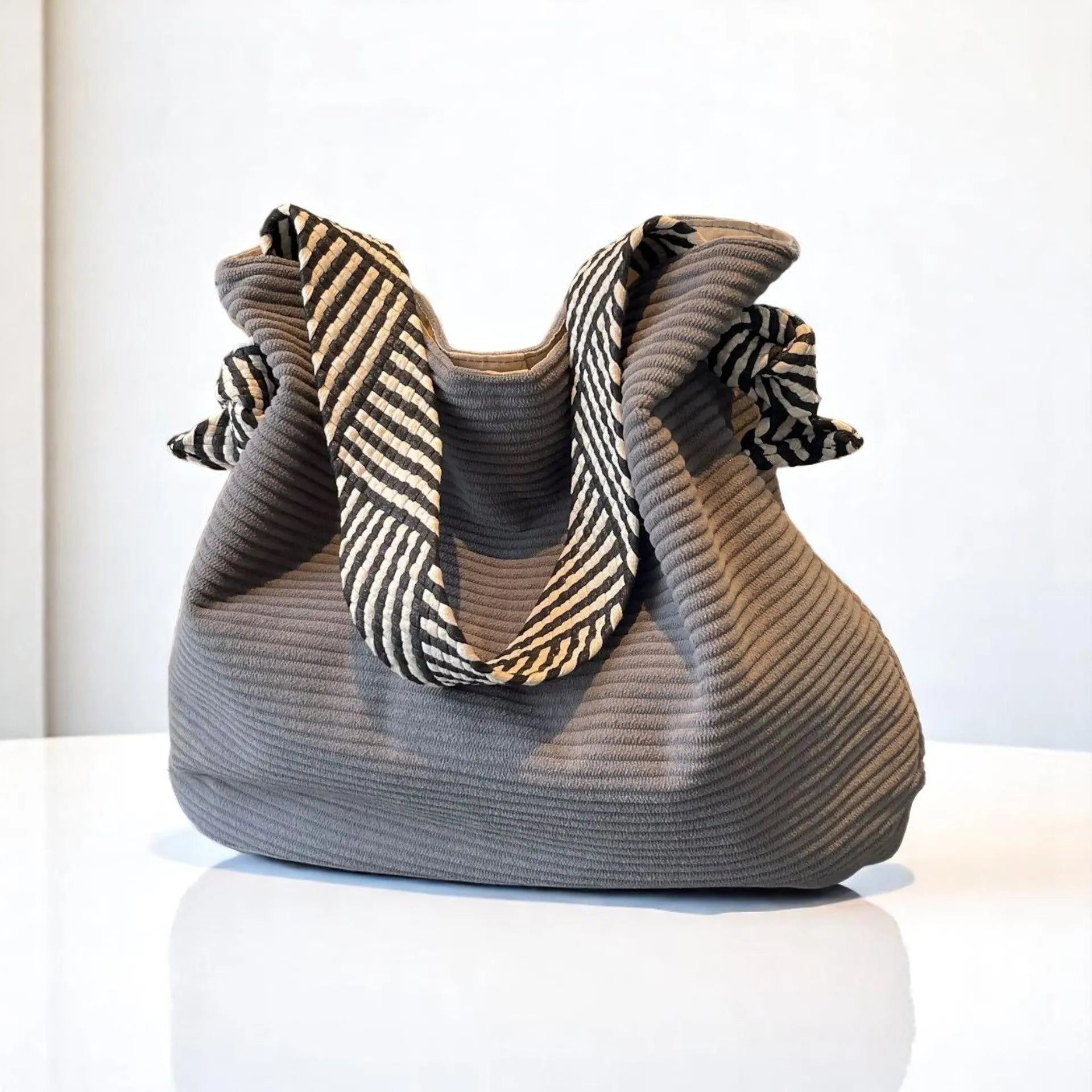 Bolso Bandolera de Pana Suave para Mujer | Elegancia y Comodidad Diaria