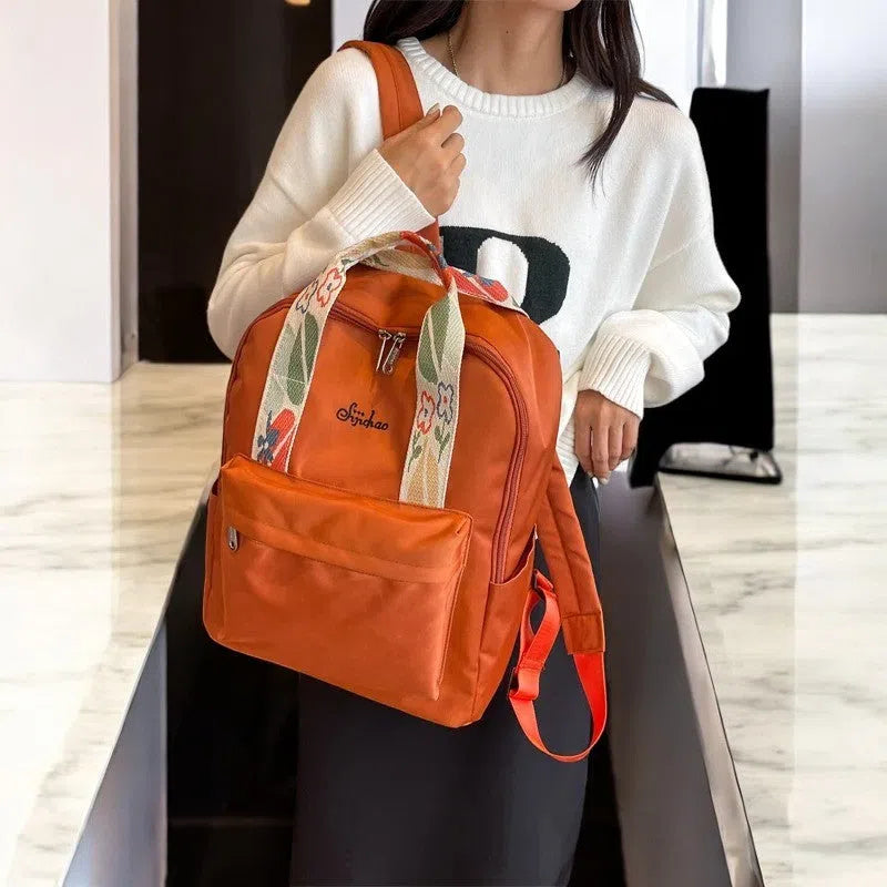 Bolso Mochila Nylon Bordado Floral