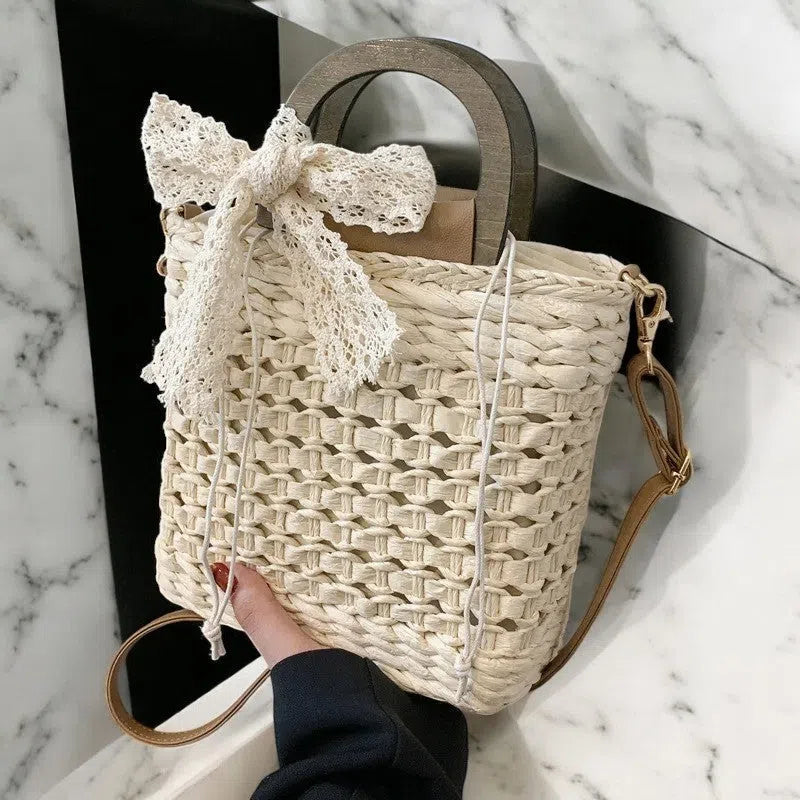 Bolso Rafia Bucket con Asas de Madera y Moño