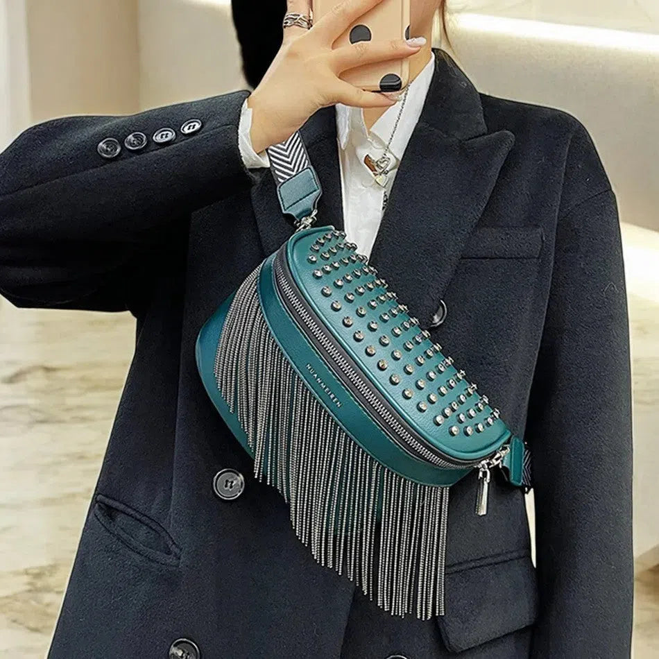 Bolso Riñonera con Flecos