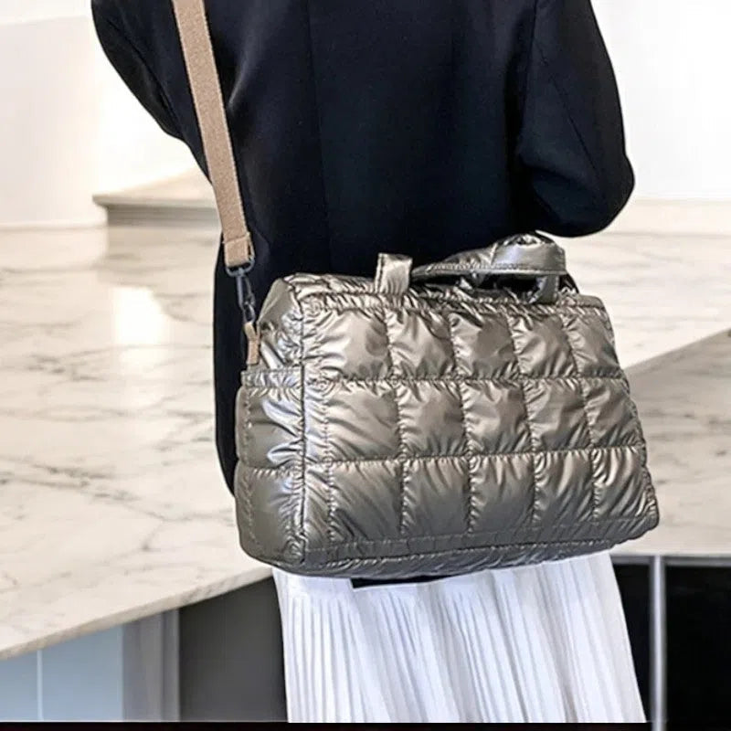 Bolso Shopper Acolchado Nylon Resistente Oro y Plata