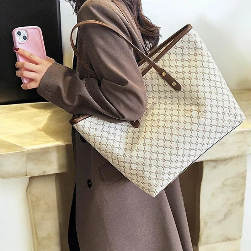 Bolso Shopper Estampado de Cruz