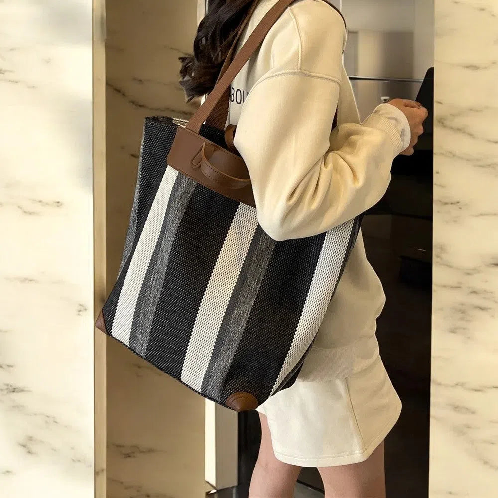 Bolso Shopper Rayas Bucket Tricolor