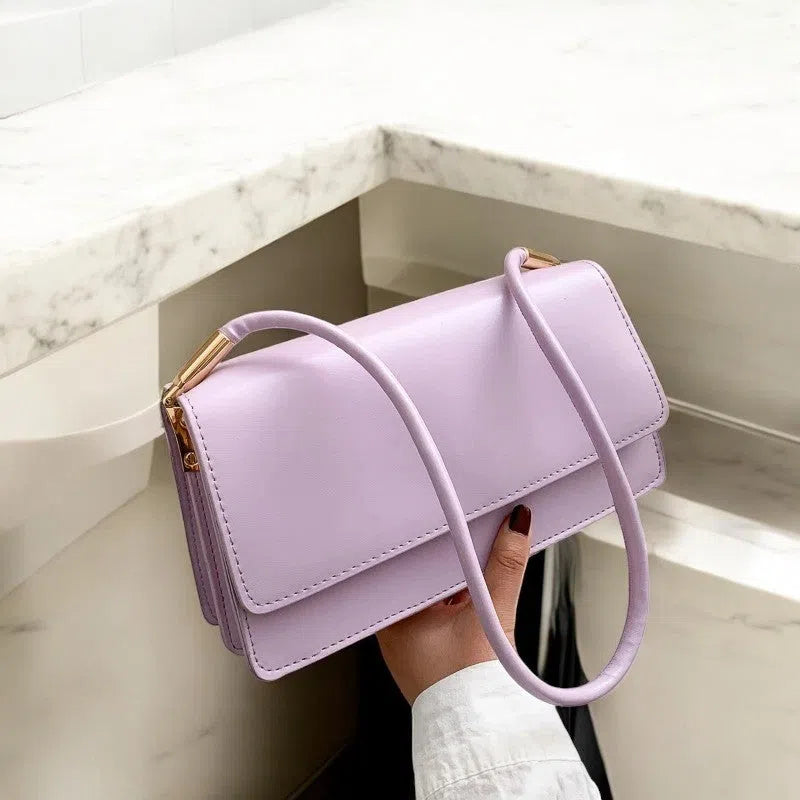 Bolso Tote Bag con Solapa Elegante
