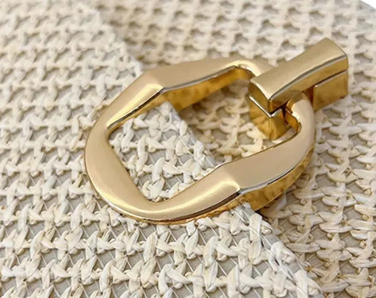 Bolso de Paja con Cierre de Broche