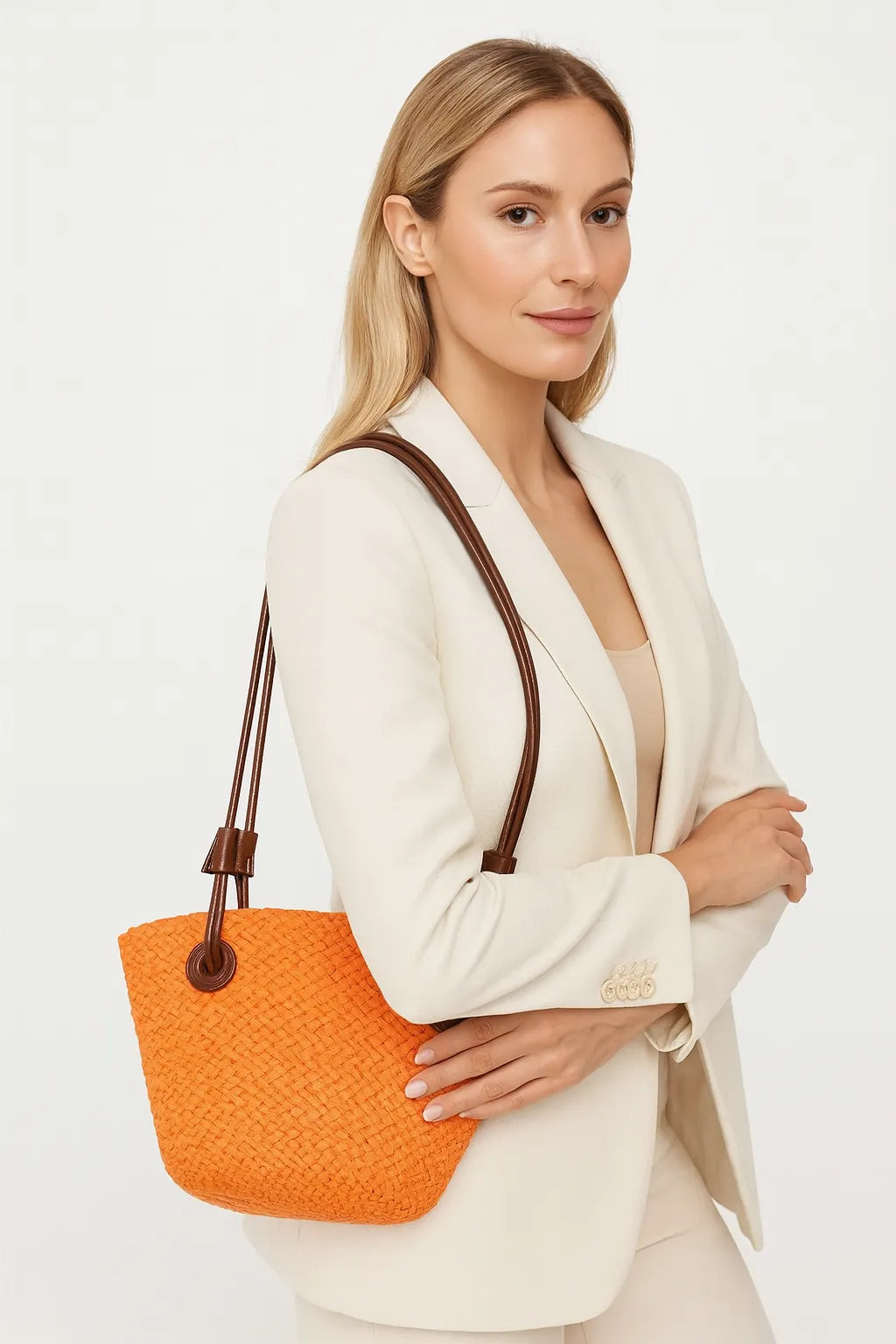 Bolso de Ratán Naranja – Energía, Artesanía y Estilo Boho Sofisticado