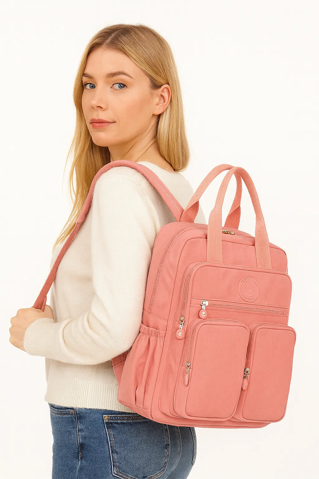 Mochila de Nylon Impermeable para Mujer – Laptop, Viaje y Estilo Casual