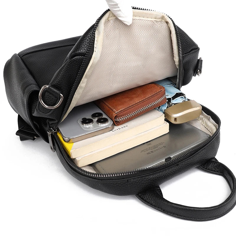 Mochila de Mujer en PU con Borla – Estilo Moderno y Funcionalidad