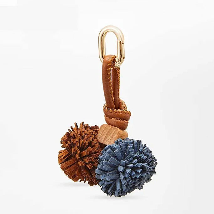 Charm Azul y Café con Borlas de PU – Toque Sofisticado para tu Bolso