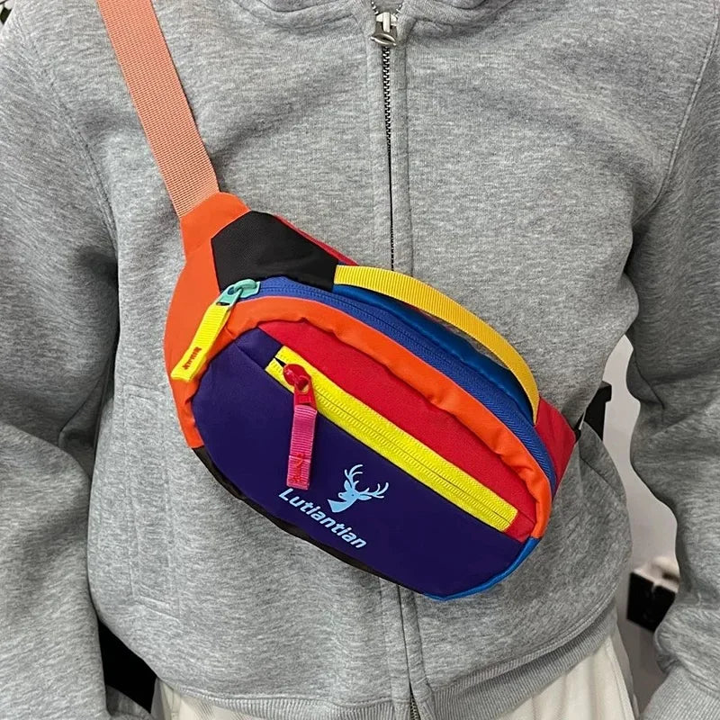 Riñonera Nylon con Letras – Diseño Box Compacto Urbano