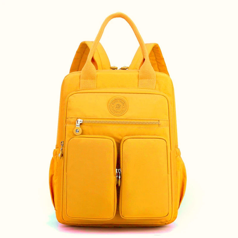 Mochila de Nylon Impermeable para Mujer – Laptop y Viaje Casual