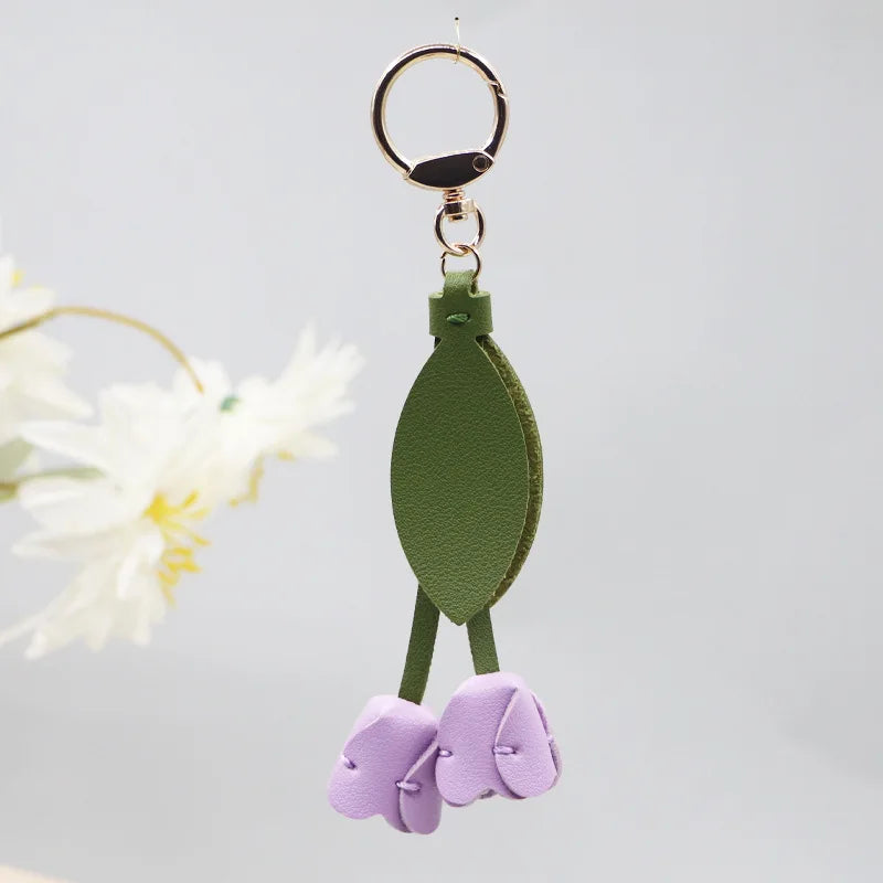 Leather Tulip Charm for Handbag – Spring Floral Elegance