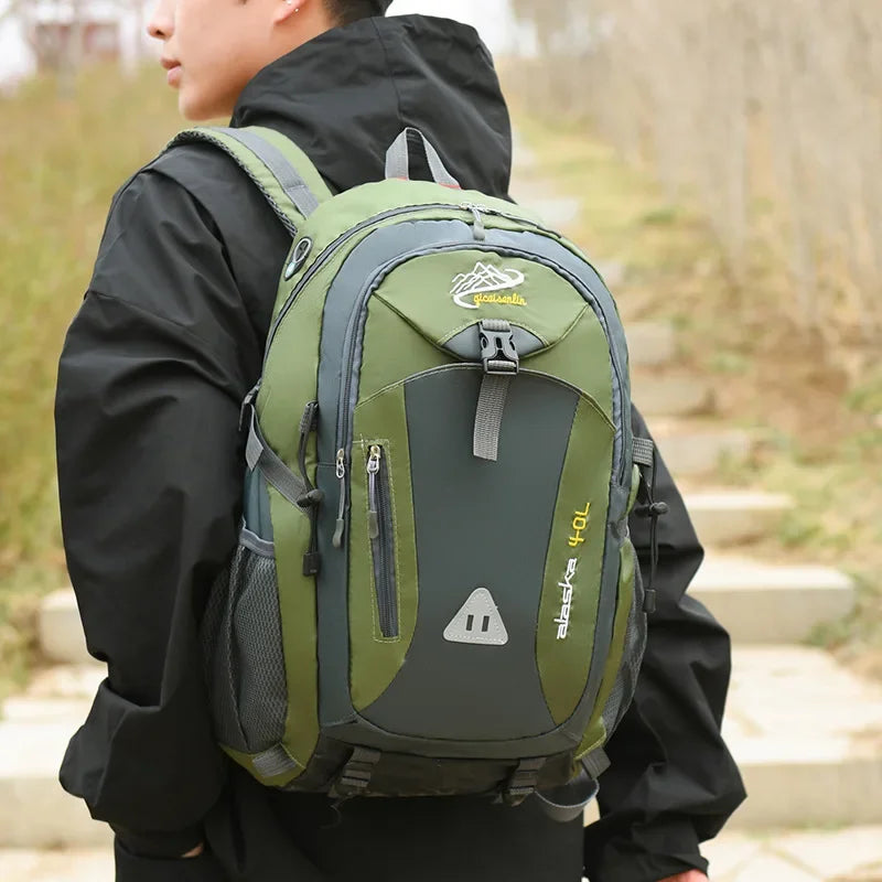 Unisex Waterproof Backpack 20-35L Green – Durable and Versatile