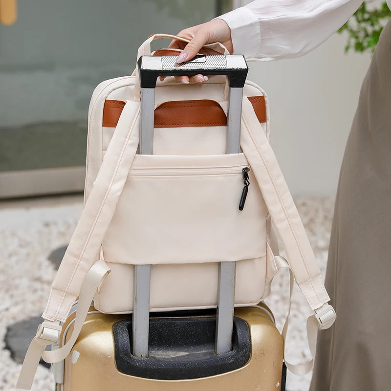 Mochila de Nailon para Mujer con Listón – Ligera, Moderna y con Diseño Estilo Coreano