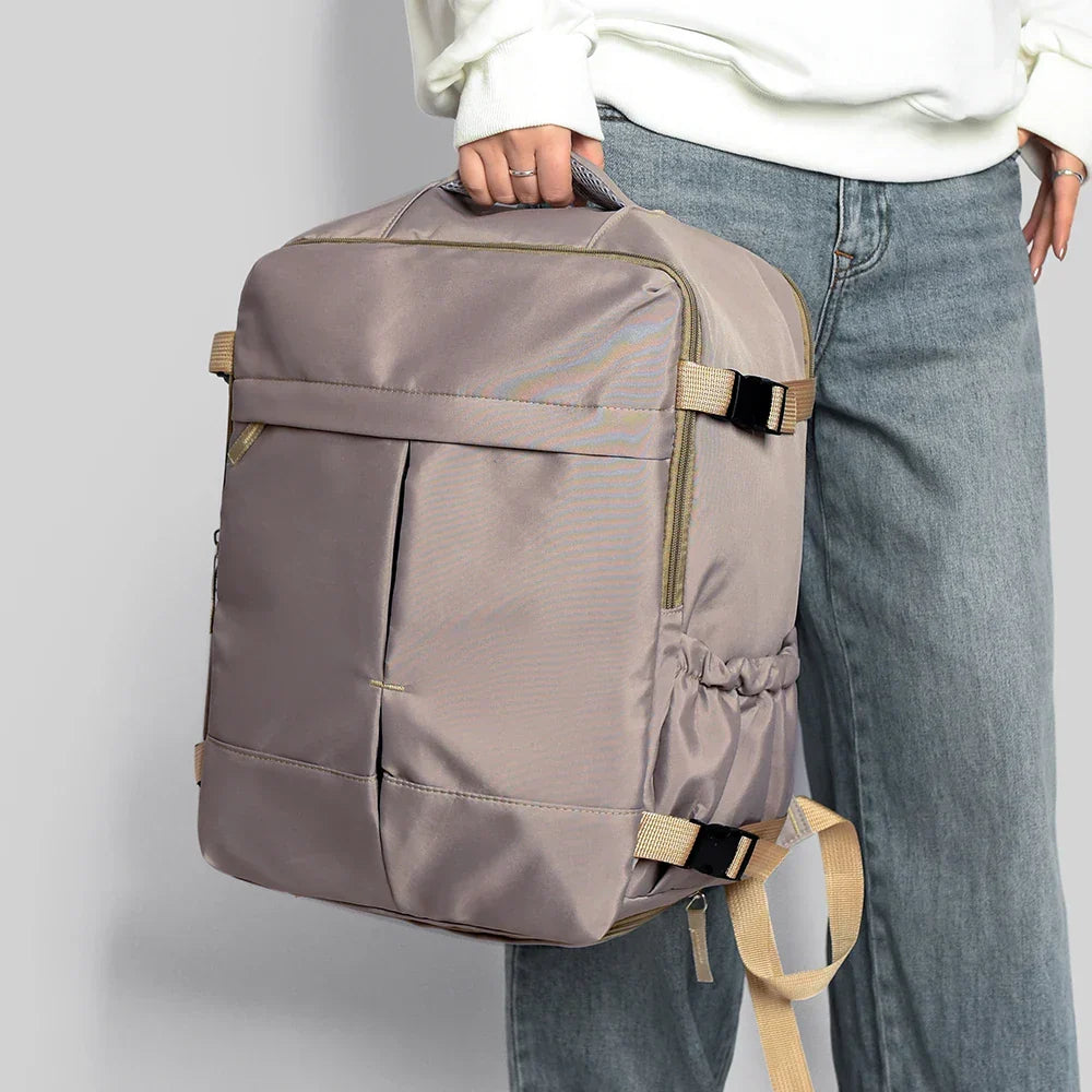 El Arte de Viajar con una Mochila de Cabina: Secretos de un Connoisseur para no Facturar Jamás