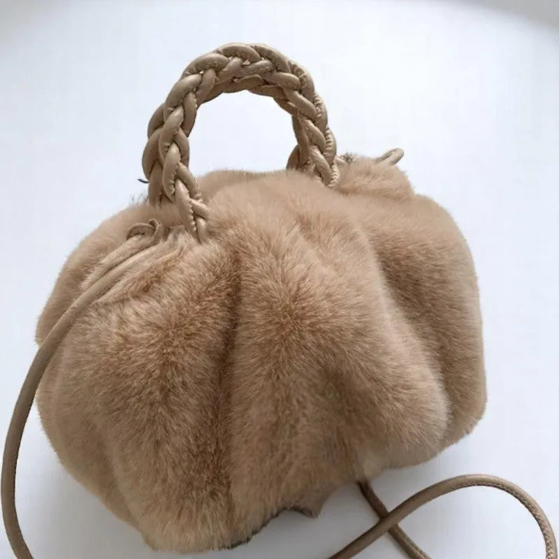 Bolso Bandolera Hobo de Piel Sintética Suave – Elegancia y Estilo Para Cada Momento