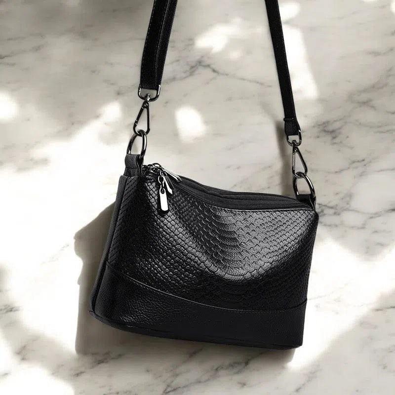 Bolso Bandolera Vintage de Piel de Cocodrilo Negro