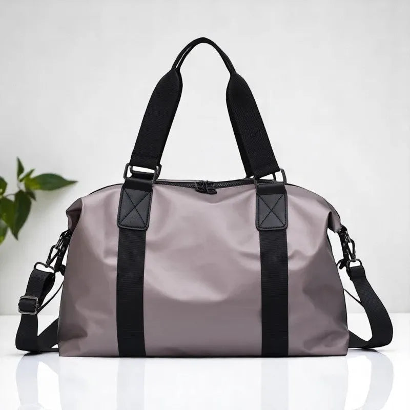 Bolso Deportivo y de Viaje de Nylon para Mujer: Espacioso, Elegante y Versátil