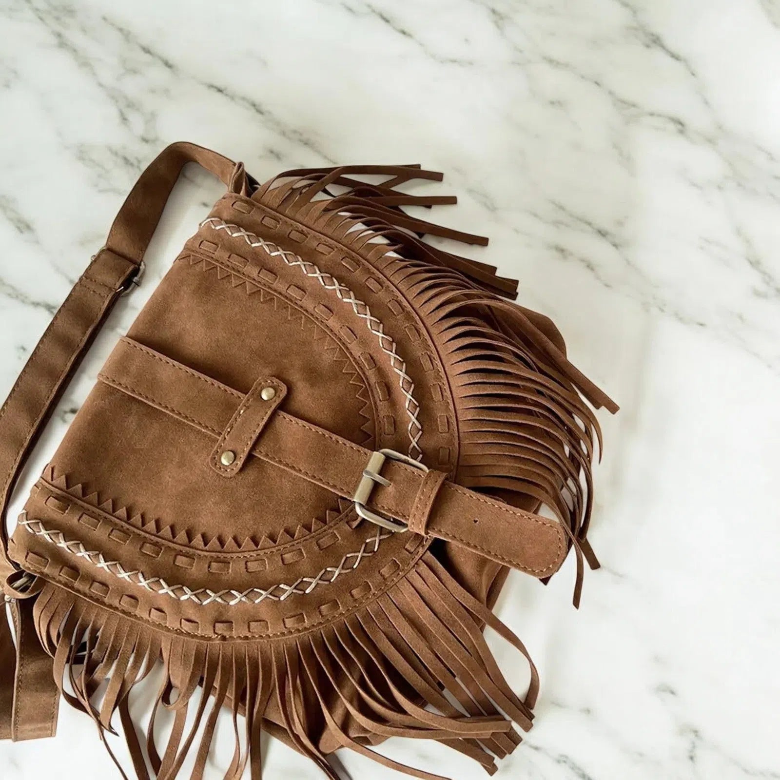 Bolso Flecos de Piel Sintética