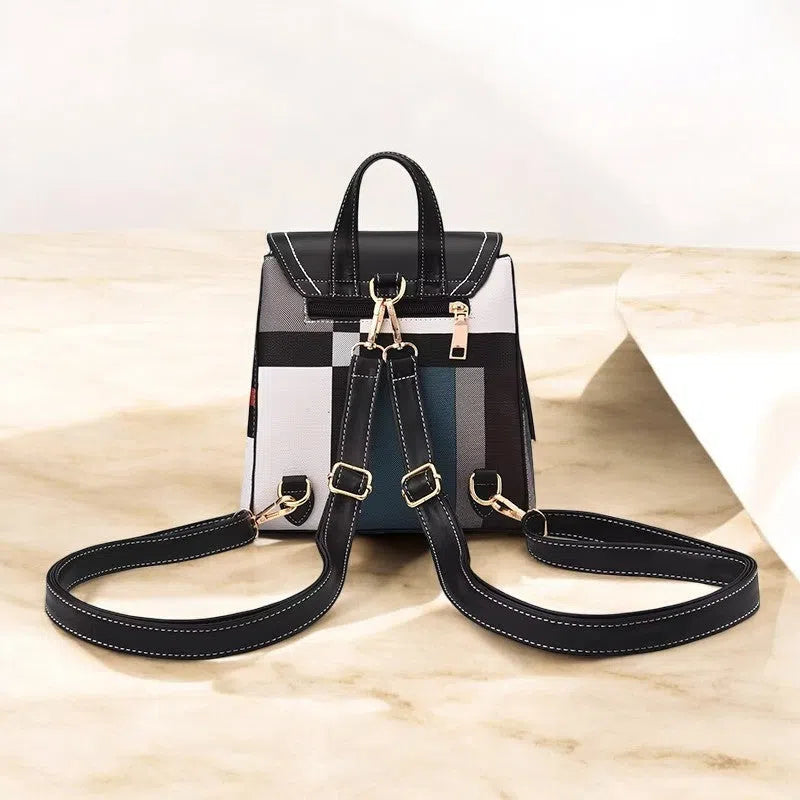 Bolso Mochila y Bandolera Mini de PU