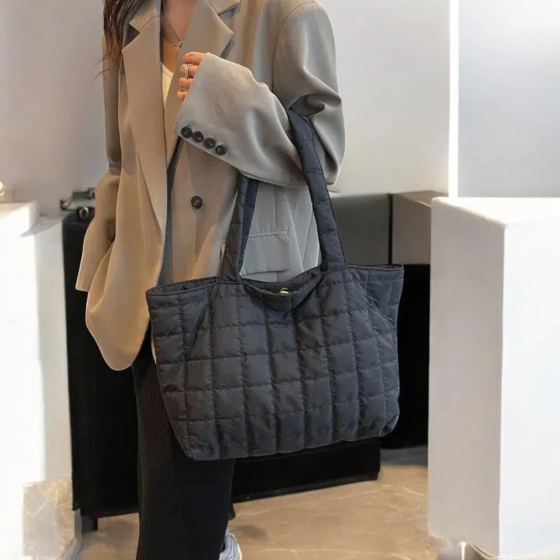 Bolso Shopper Acolchado Casual Básico