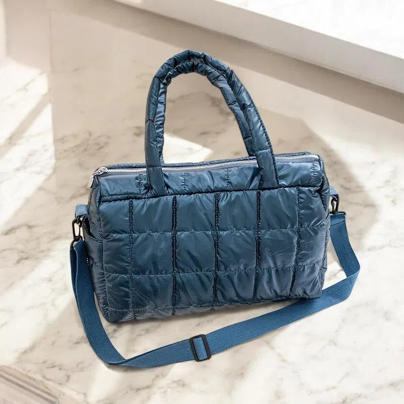 Bolso Shopper Acolchado Nylon Resistente Colores Básicos