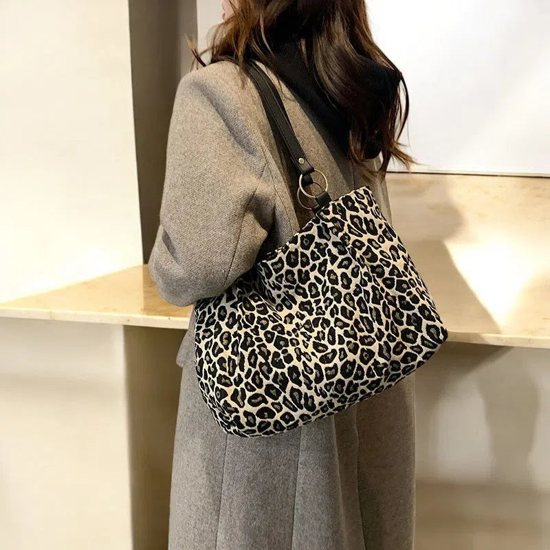 Bolso Shopper Estampado de Leopardo