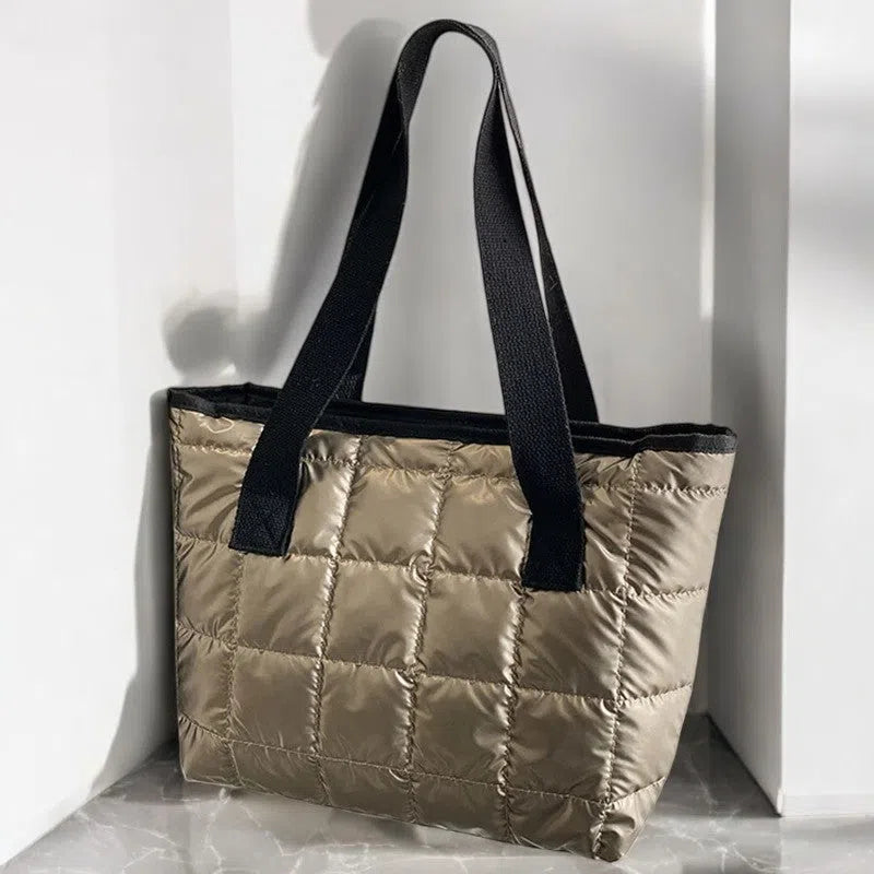 Bolso Shopper de Nylon Acolchado Metálico