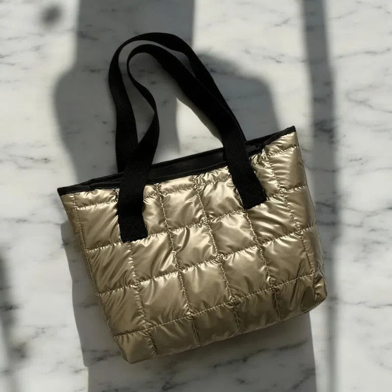 Bolso Shopper de Nylon Acolchado Metálico