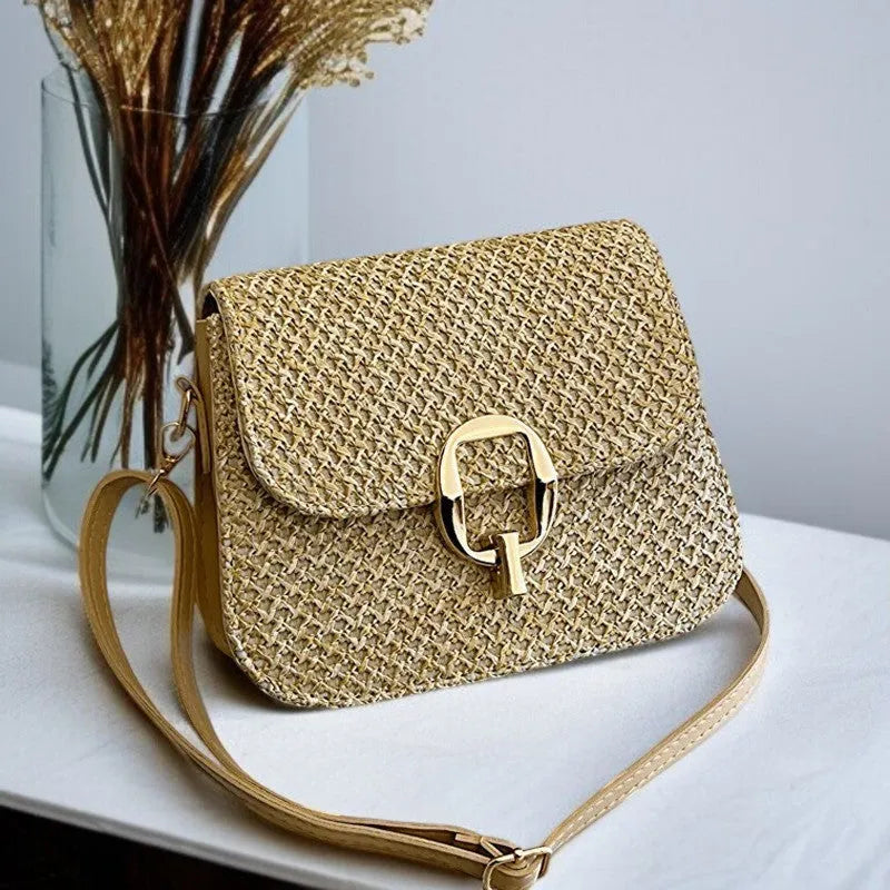 Bolso de Paja con Cierre de Broche