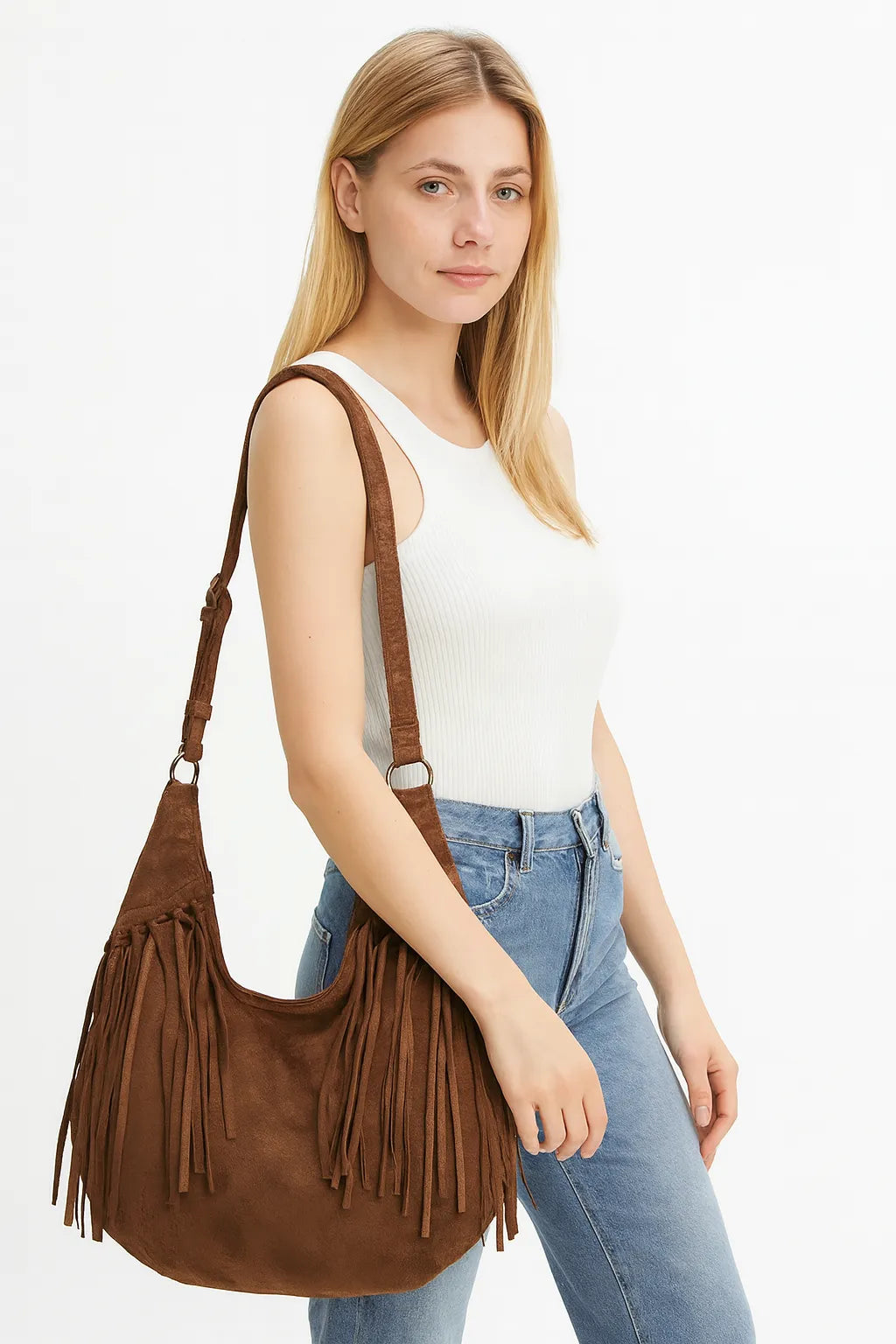 Bolso de Flecos Bohemio de Gamuza Sintética – Estilo y Comodidad