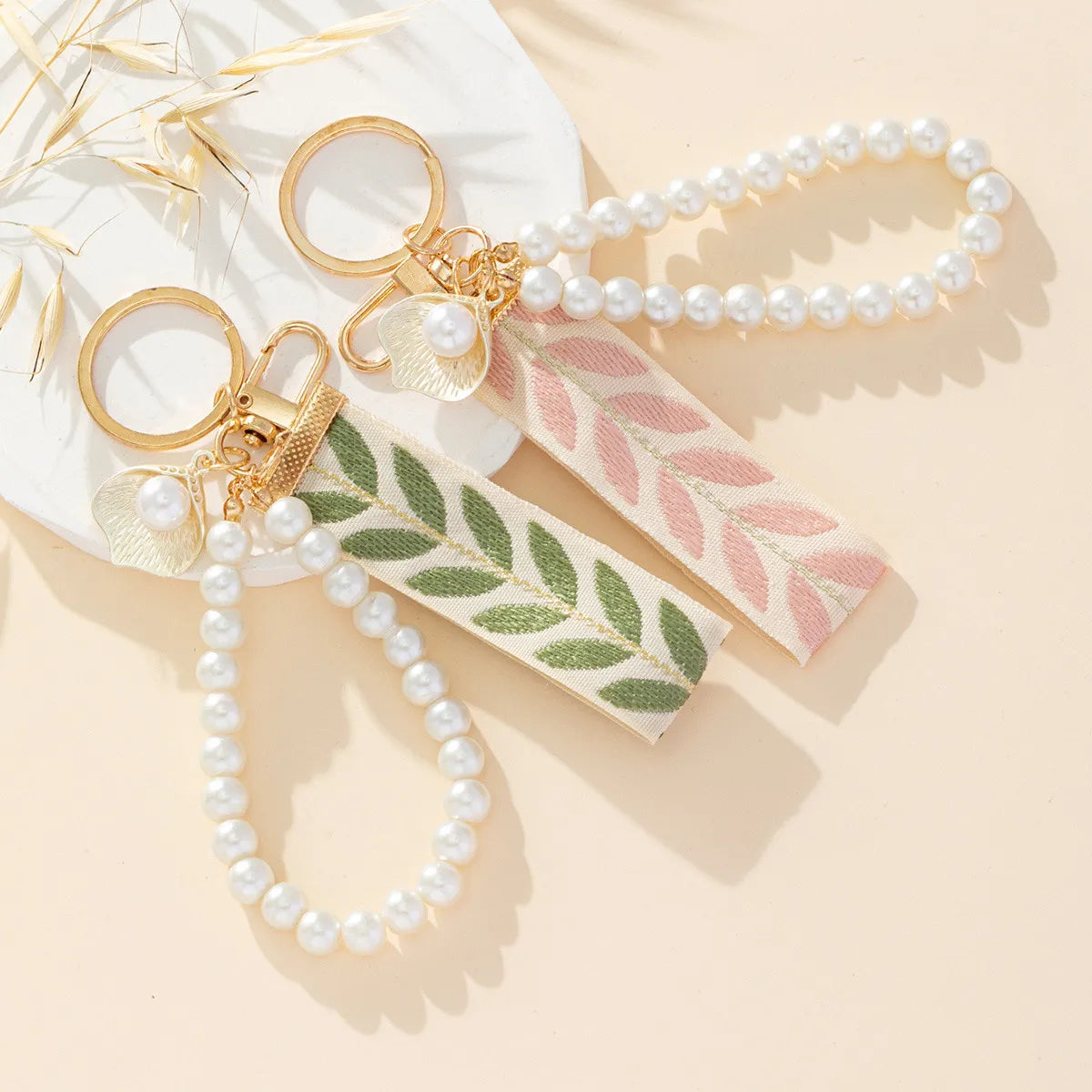 Charm Creativo Stmanya – Llavero con Perlas y Cinta para Bolso y Coche