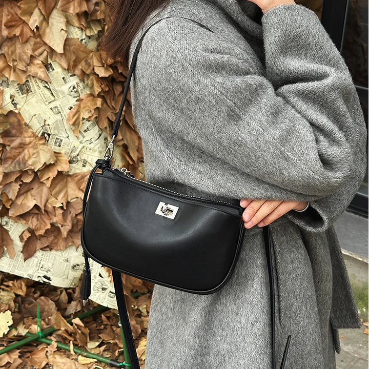 Genuine Leather Tote Bag – Natural Elegance and Timeless Style