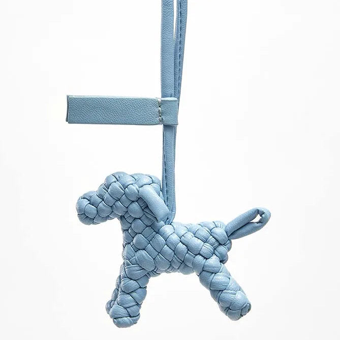 Charm en Forma de Perro – Detalle Adorable y Sofisticado para tu Bolso