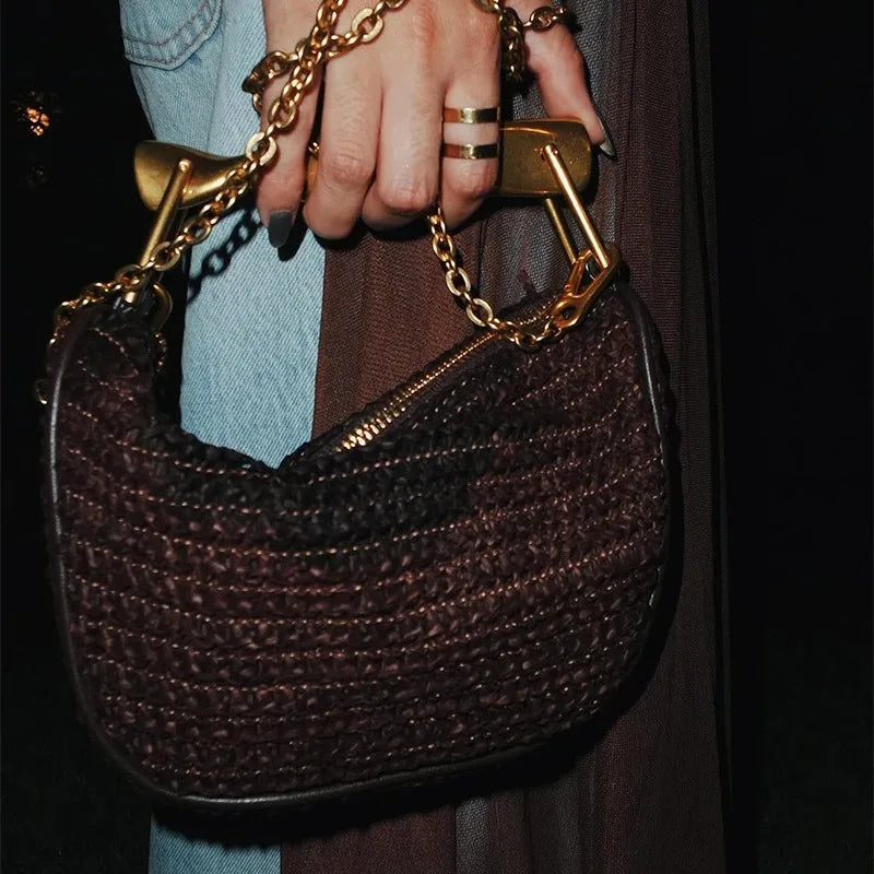 Bolso de Ratán Media Luna – Diseño Artesanal Vintage y Estilo Natural Premium