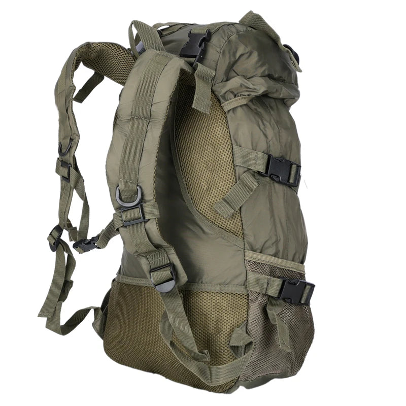 Mochila Outdoor LQARMY de Gran Capacidad – Resistencia Táctica y Estilo Aventurero