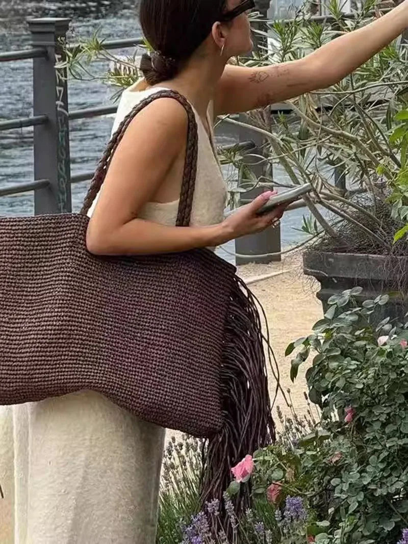 XL Woven Straw Tote Bag – Design with Side Fringes and Boho Chic Style