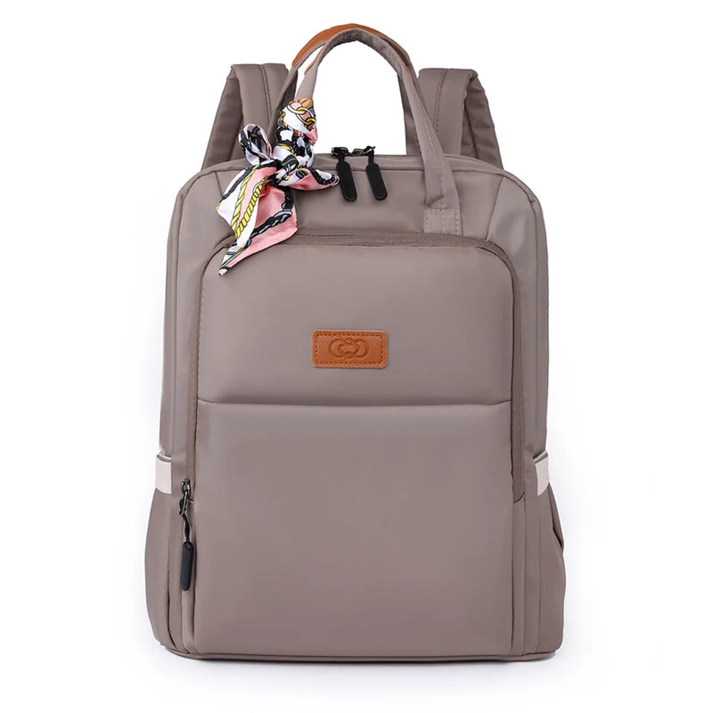 Mochila de Nailon para Mujer con Listón – Ligera, Moderna y con Diseño Estilo Coreano