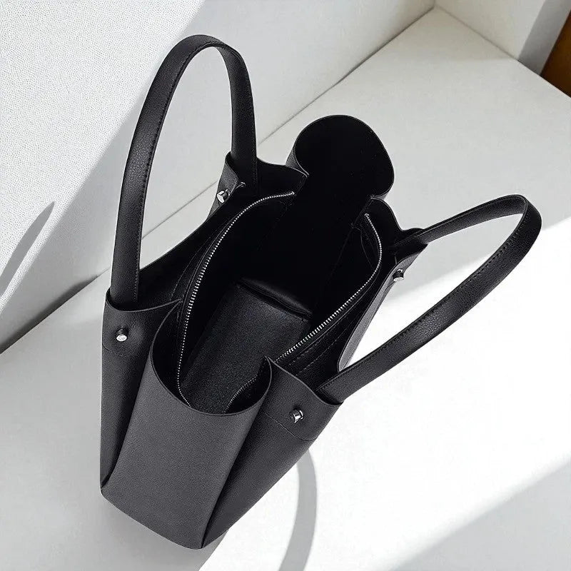 Tote Bag Minimalista – Elegancia Espaciosa para tu Rutina Diaria